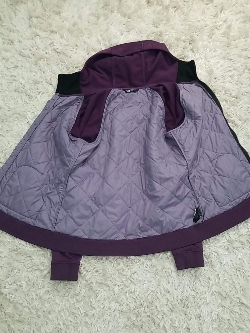 The North Face Purple Quilted Fleece Jacket - Picture 3 of 10